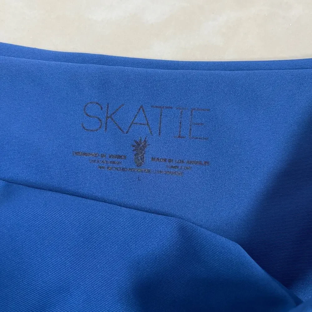 Skatie• ‘Dylan’ Bikini Bottom in NAVY - Picture 8 of 13